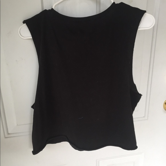 Tank - Picture 4 of 4